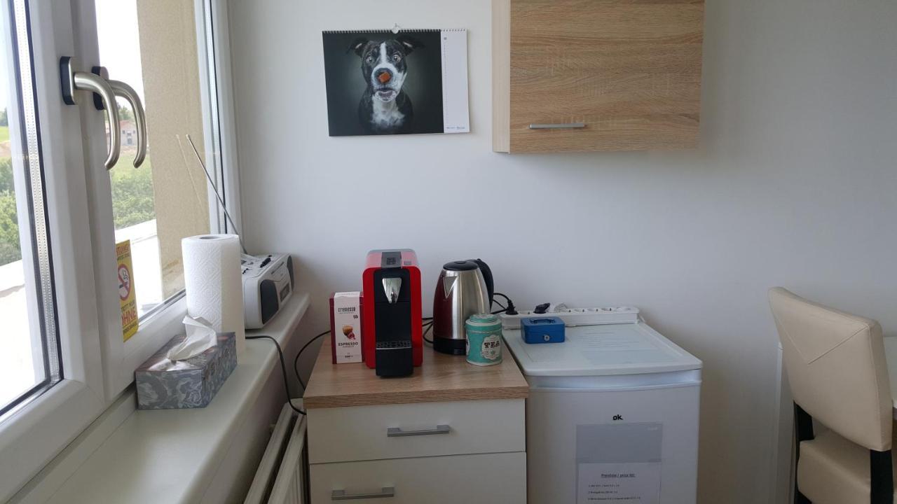 Appartement Bei Lkh Graz,1X Parkplatz,15 Stock! Extérieur photo