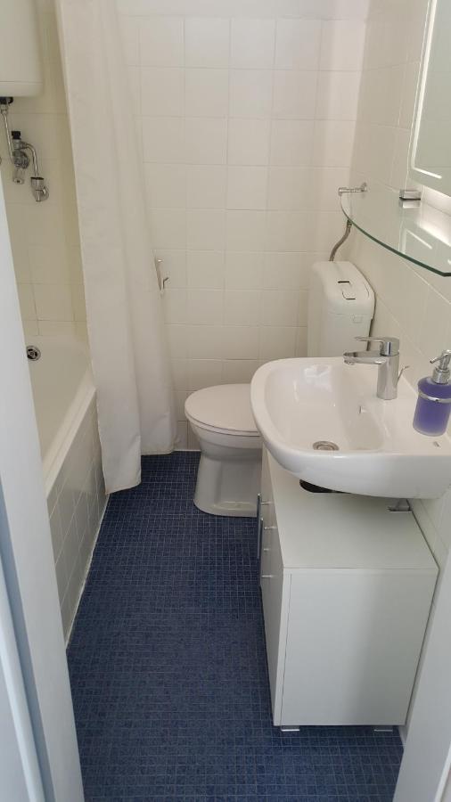 Appartement Bei Lkh Graz,1X Parkplatz,15 Stock! Extérieur photo