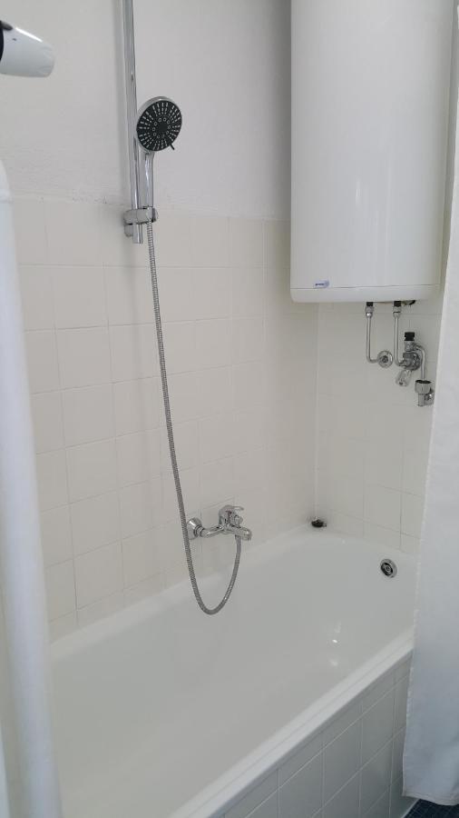 Appartement Bei Lkh Graz,1X Parkplatz,15 Stock! Extérieur photo